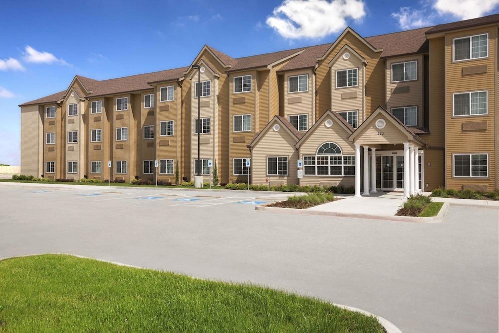 Quality Inn & Suites Kenedy - Karnes City Exteriör bild