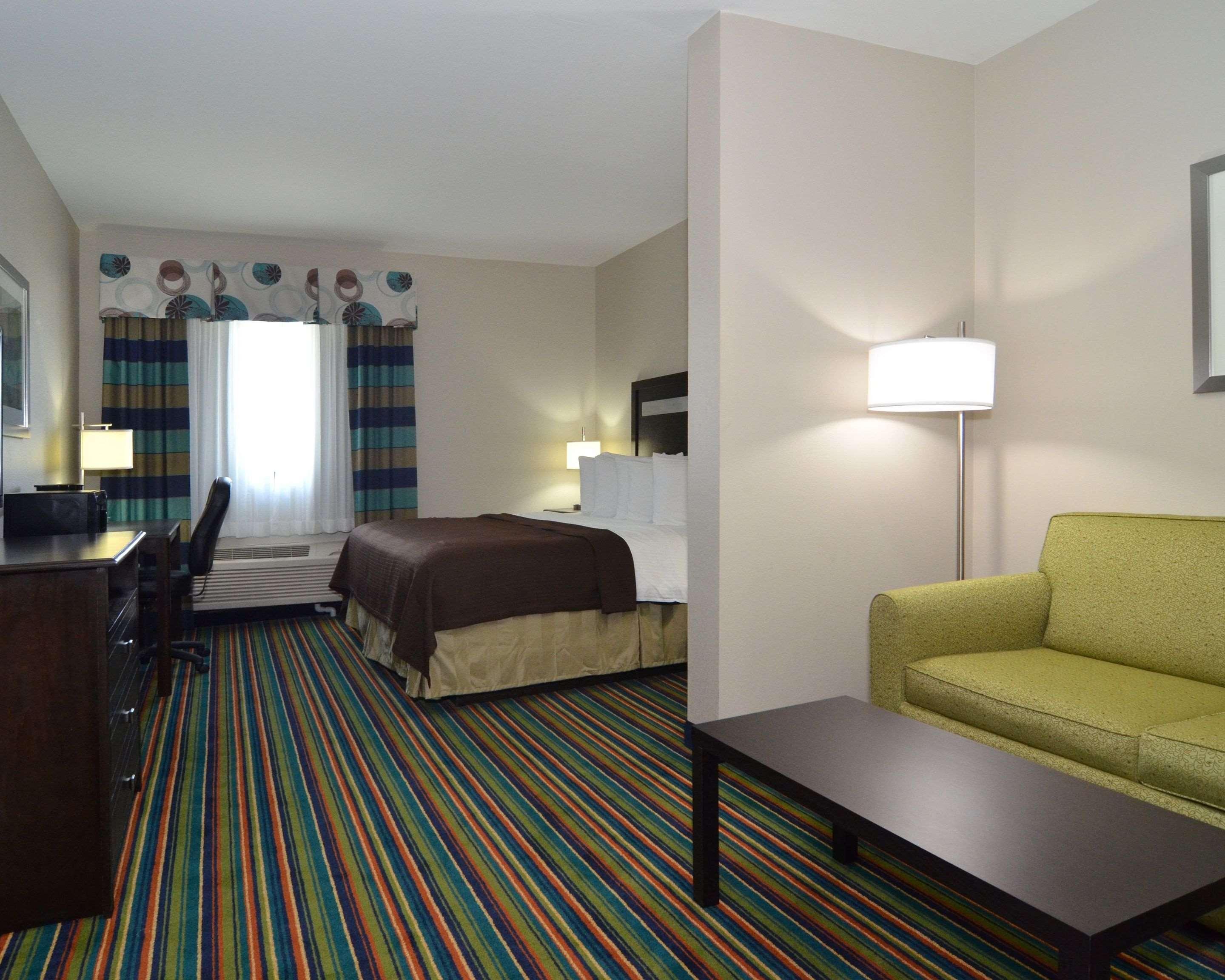 Quality Inn & Suites Kenedy - Karnes City Exteriör bild