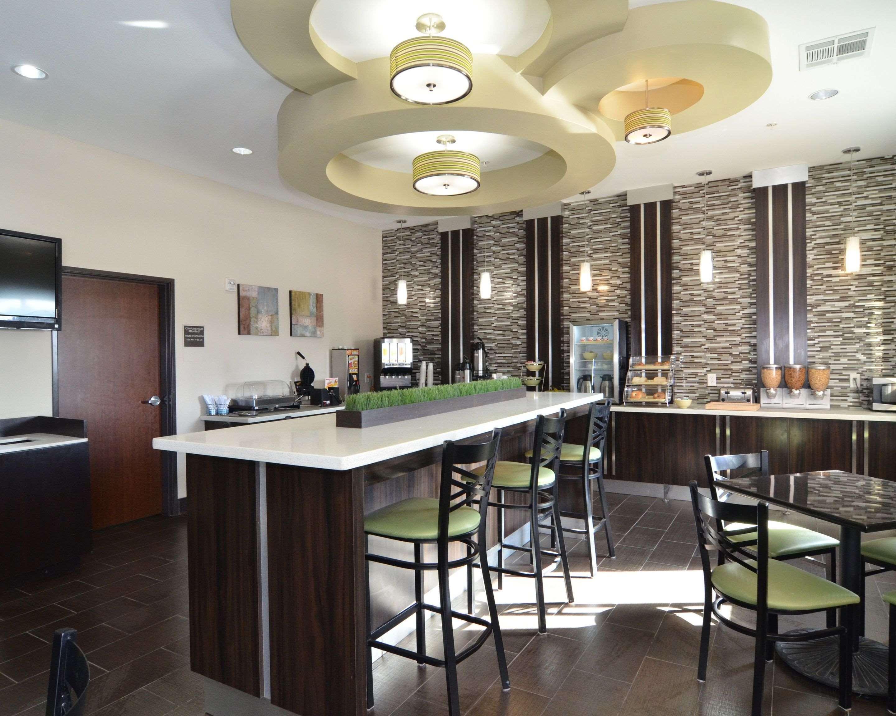 Quality Inn & Suites Kenedy - Karnes City Exteriör bild