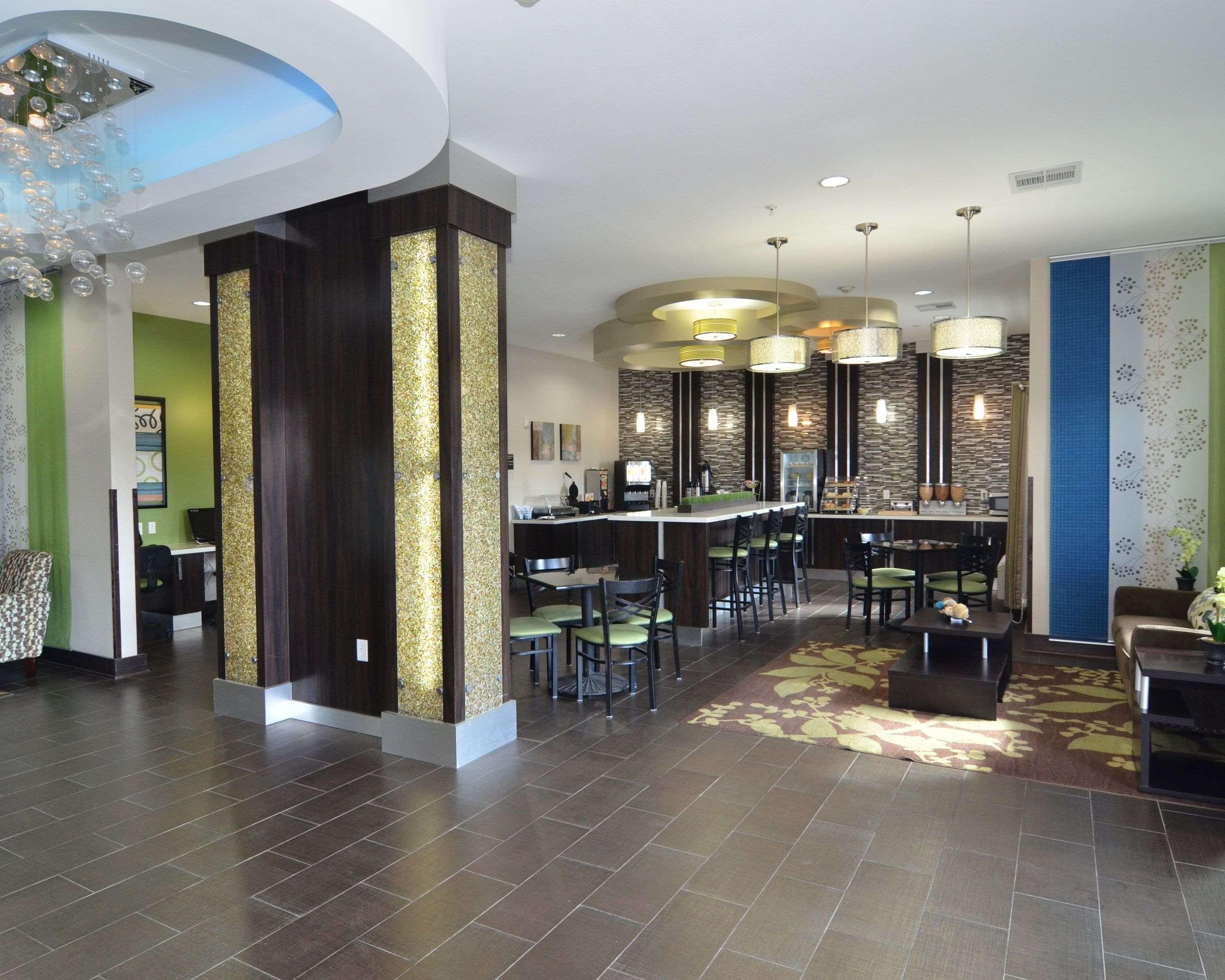 Quality Inn & Suites Kenedy - Karnes City Exteriör bild