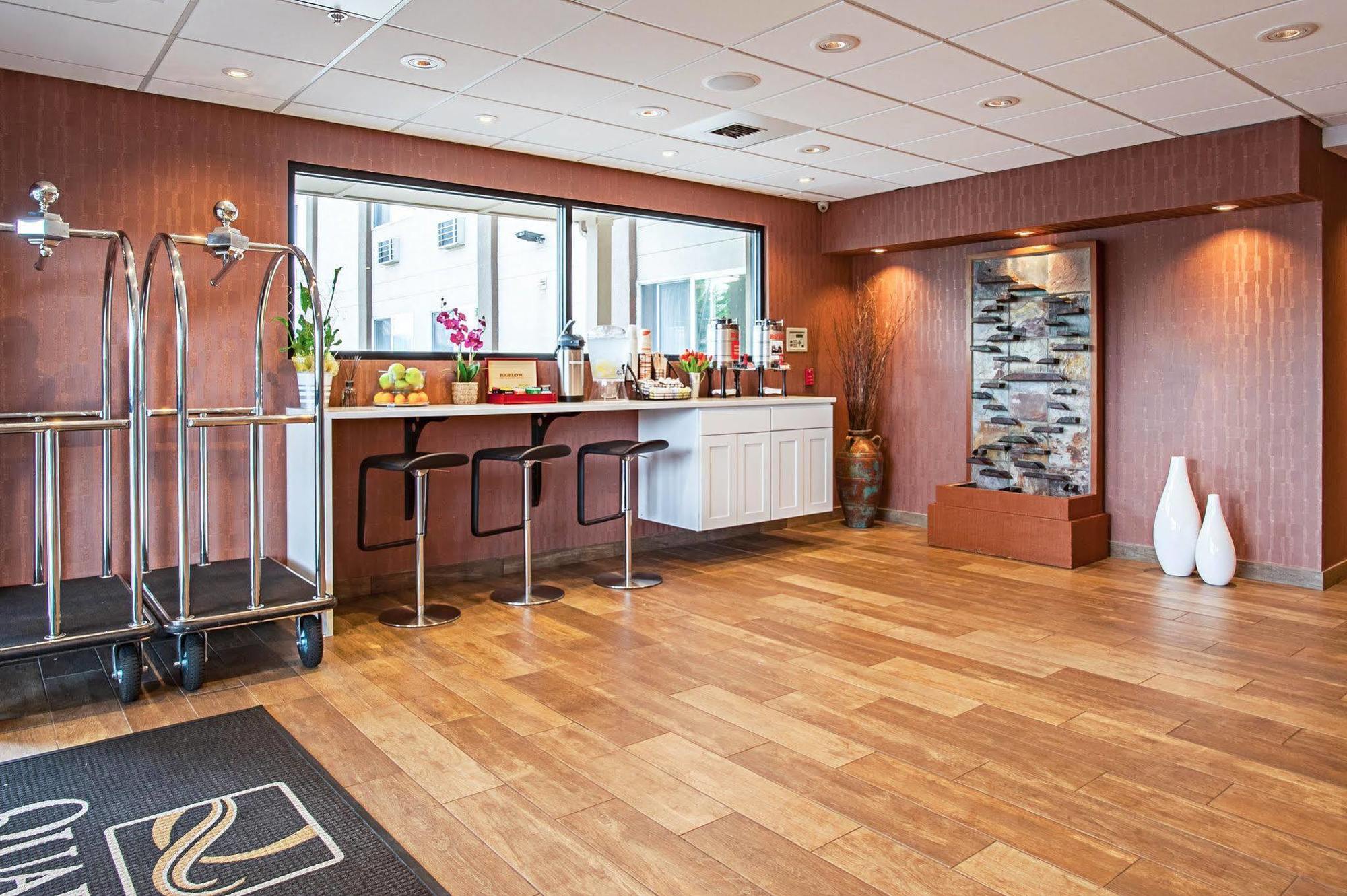 Quality Inn & Suites Kenedy - Karnes City Exteriör bild