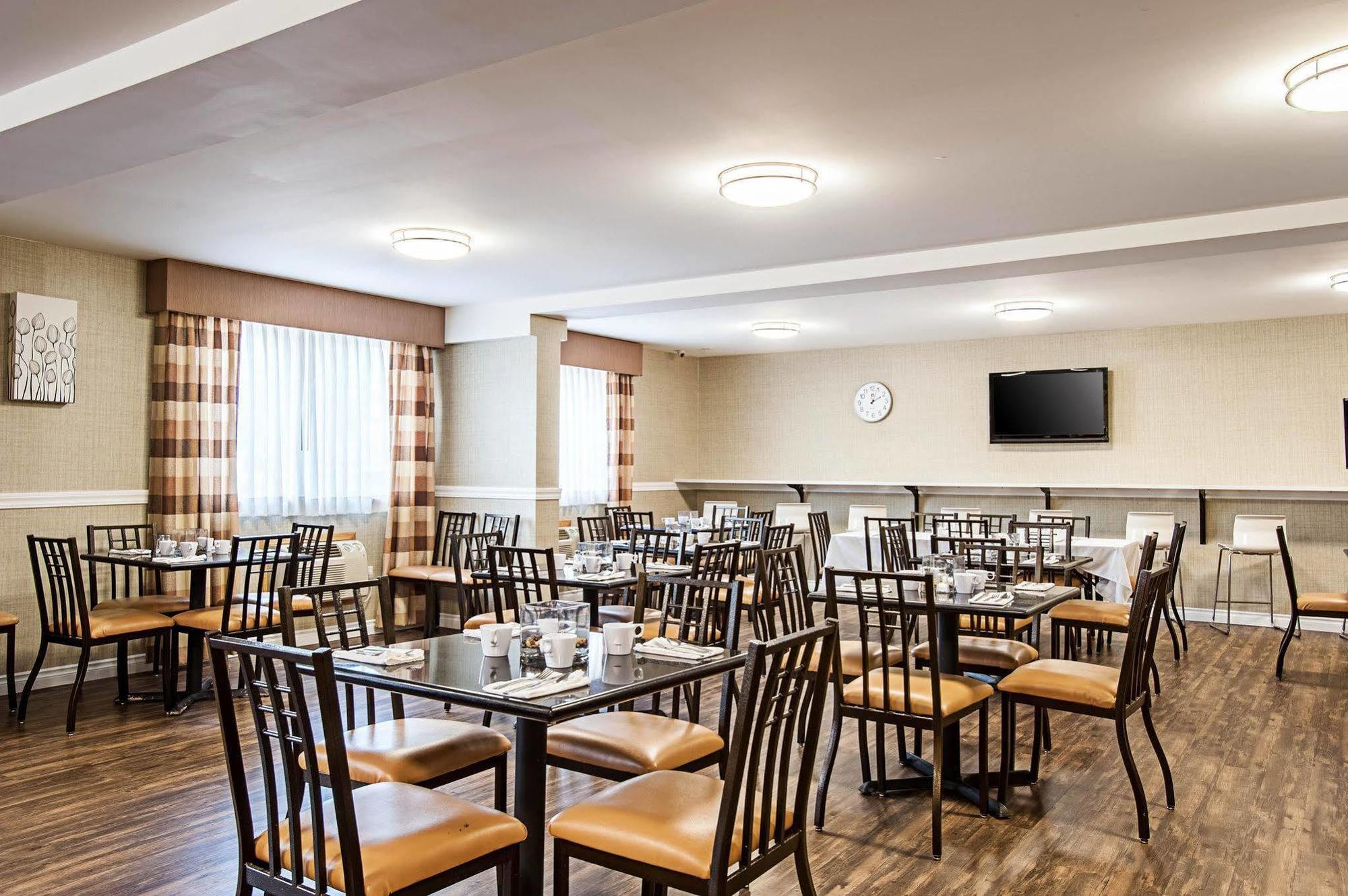 Quality Inn & Suites Kenedy - Karnes City Exteriör bild